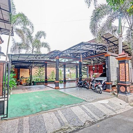 Spot On 91337 Pandu Homestay Klaten Wonogiri Ngoại thất bức ảnh