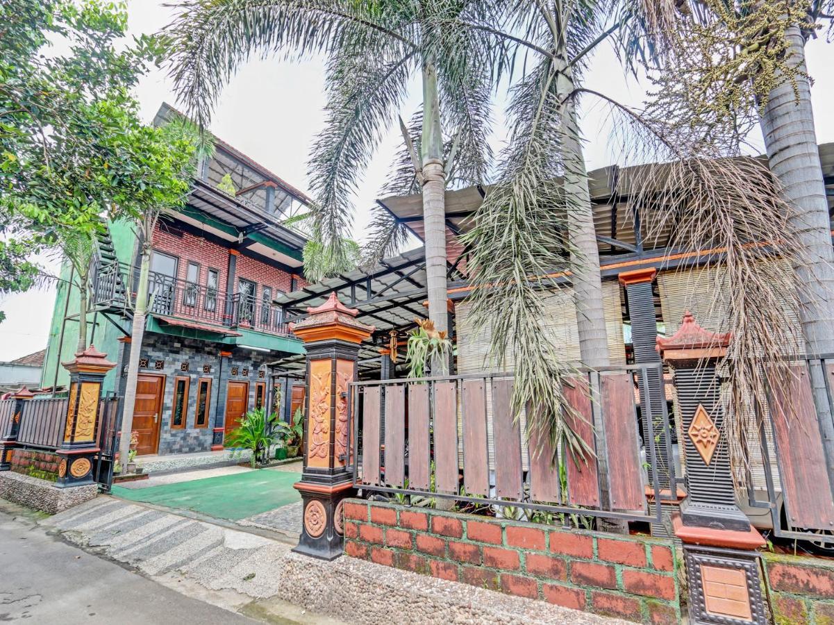 Spot On 91337 Pandu Homestay Klaten Wonogiri Ngoại thất bức ảnh