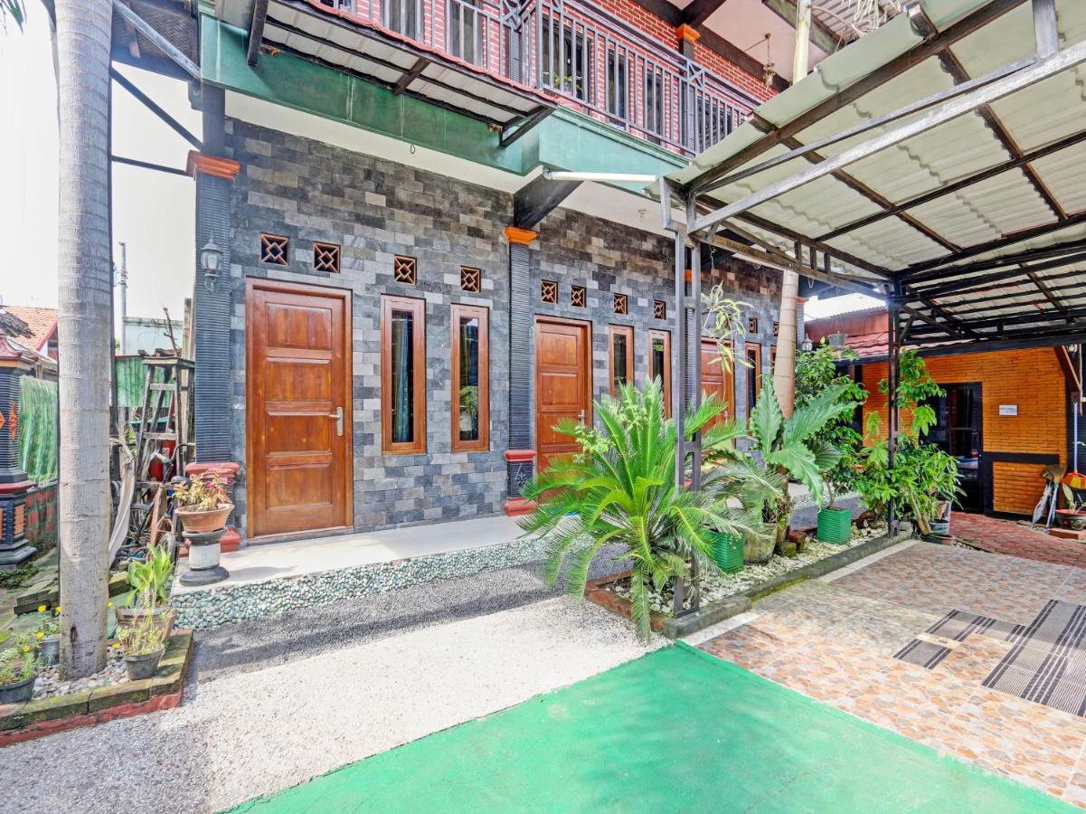 Spot On 91337 Pandu Homestay Klaten Wonogiri Ngoại thất bức ảnh