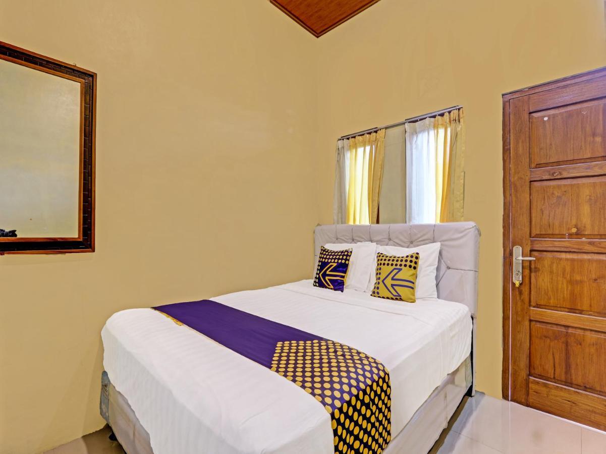 Spot On 91337 Pandu Homestay Klaten Wonogiri Ngoại thất bức ảnh