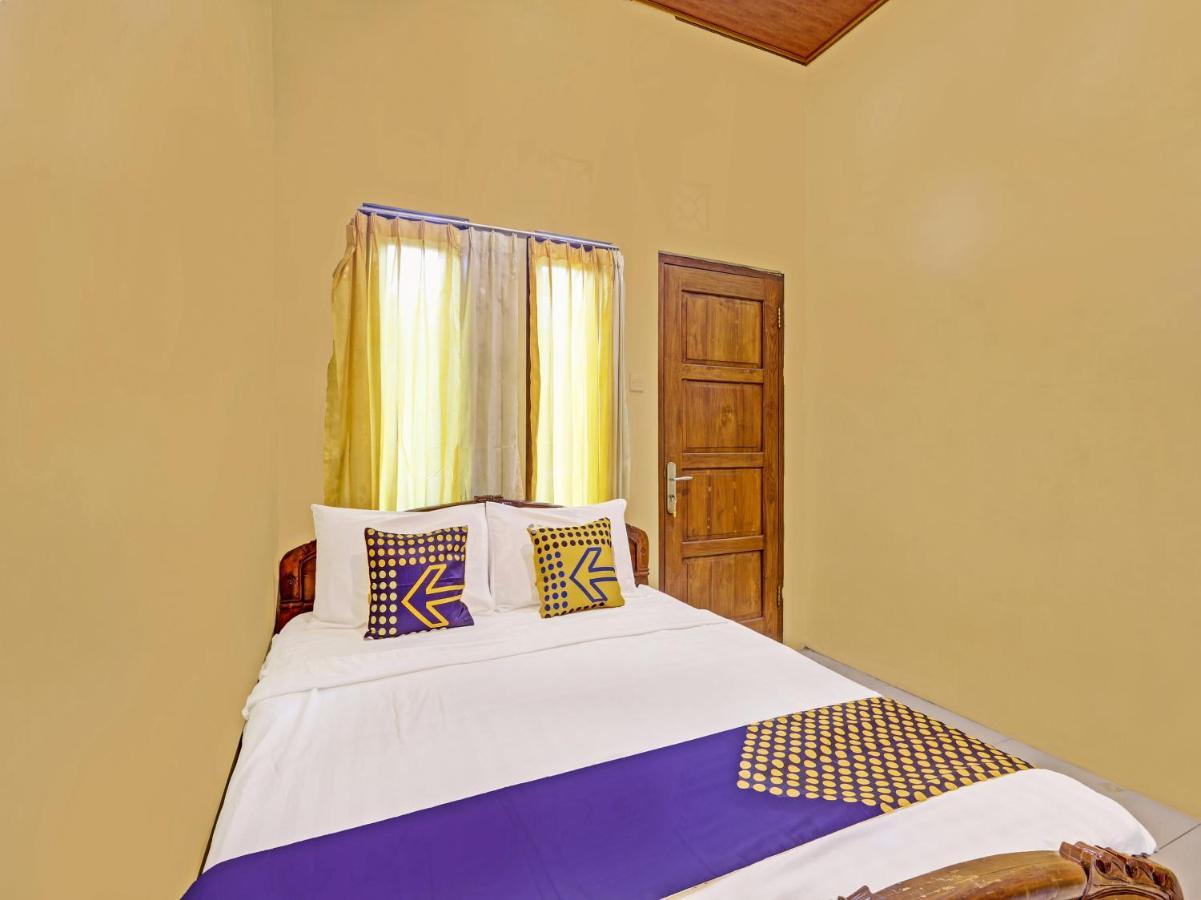 Spot On 91337 Pandu Homestay Klaten Wonogiri Ngoại thất bức ảnh