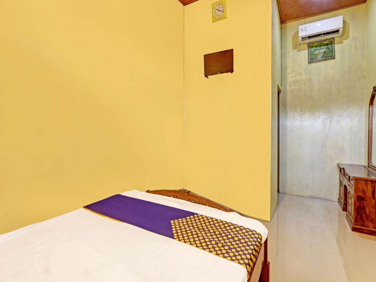 Spot On 91337 Pandu Homestay Klaten Wonogiri Ngoại thất bức ảnh